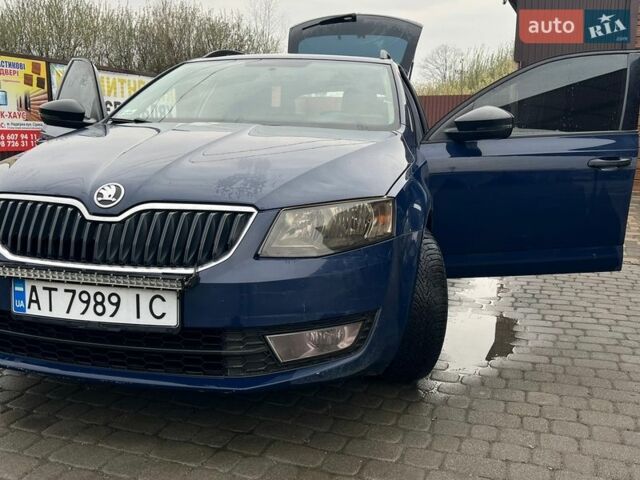 Синий Шкода Октавия, объемом двигателя 1.6 л и пробегом 323 тыс. км за 8900 $, фото 1 на Automoto.ua
