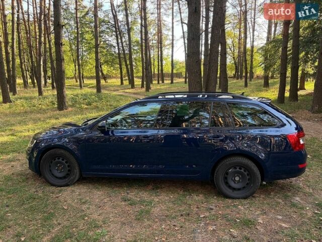 Синій Шкода Октавія, об'ємом двигуна 1.6 л та пробігом 235 тис. км за 9800 $, фото 1 на Automoto.ua