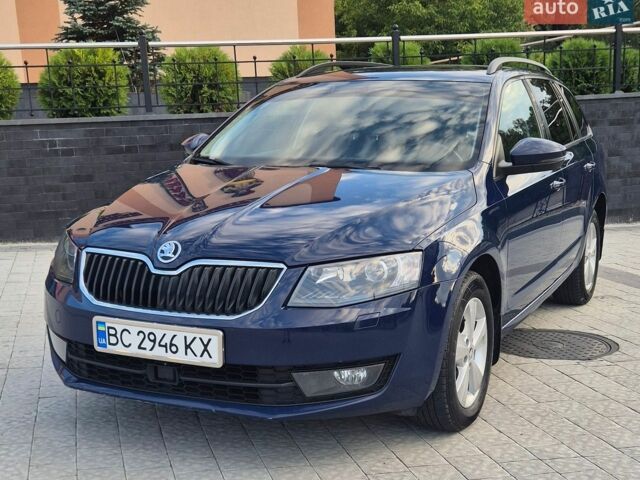Синий Шкода Октавия, объемом двигателя 1.97 л и пробегом 299 тыс. км за 11800 $, фото 1 на Automoto.ua