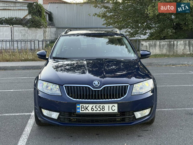Синий Шкода Октавия, объемом двигателя 1.97 л и пробегом 372 тыс. км за 9100 $, фото 1 на Automoto.ua