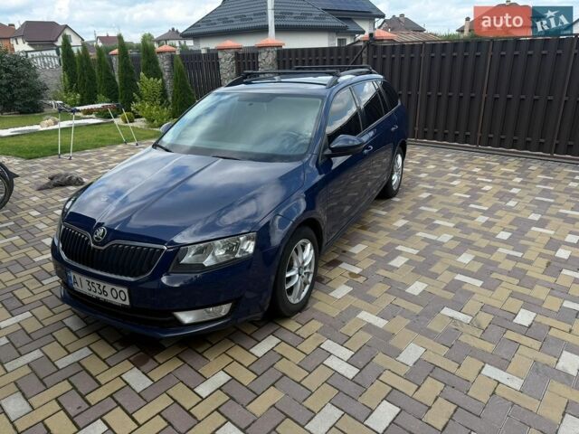 Синий Шкода Октавия, объемом двигателя 1.6 л и пробегом 355 тыс. км за 9900 $, фото 1 на Automoto.ua