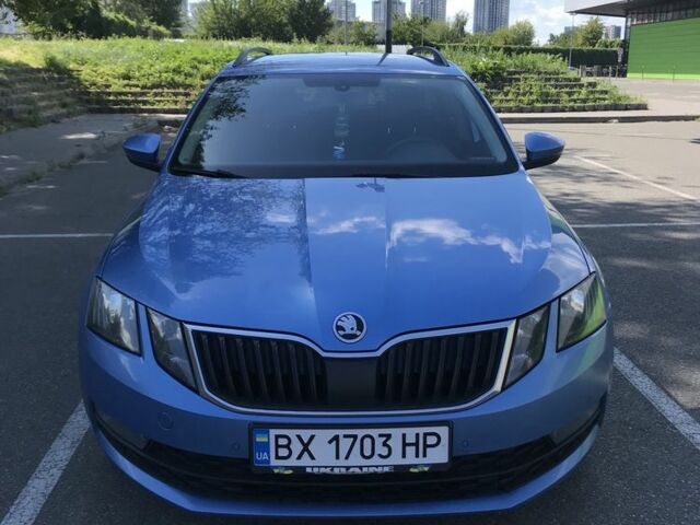 Синий Шкода Октавия, объемом двигателя 1.4 л и пробегом 300 тыс. км за 10500 $, фото 1 на Automoto.ua