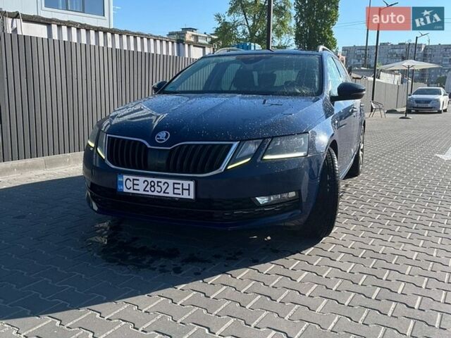 Синий Шкода Октавия, объемом двигателя 1.6 л и пробегом 435 тыс. км за 11000 $, фото 1 на Automoto.ua