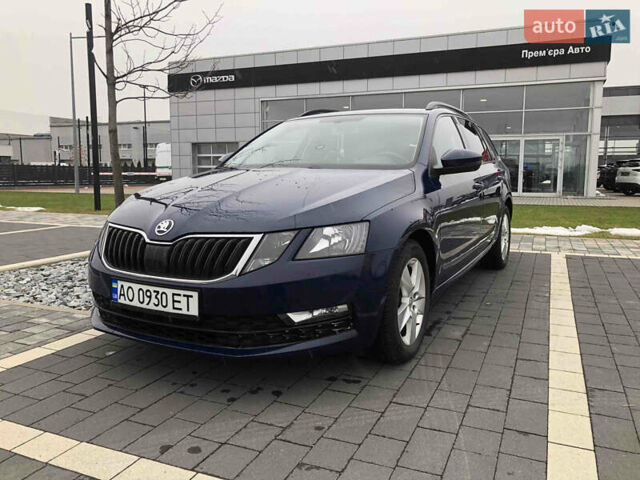 Синий Шкода Октавия, объемом двигателя 1.6 л и пробегом 274 тыс. км за 11900 $, фото 1 на Automoto.ua