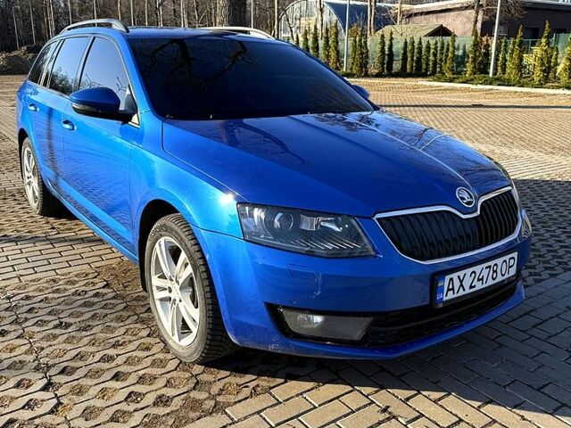 Синий Шкода Октавия, объемом двигателя 2 л и пробегом 262 тыс. км за 12499 $, фото 1 на Automoto.ua