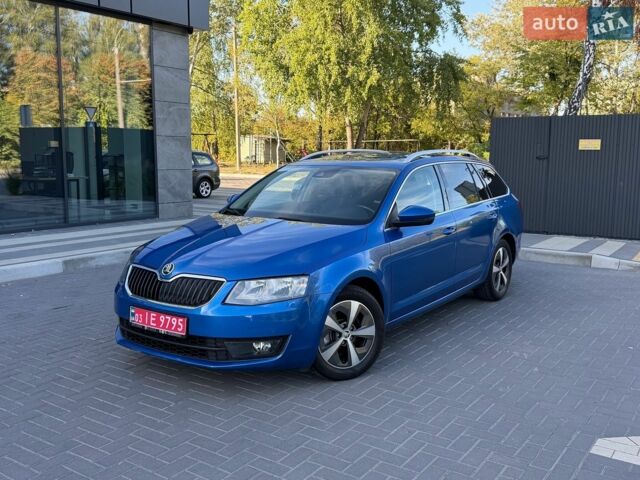 Синий Шкода Октавия, объемом двигателя 1.6 л и пробегом 231 тыс. км за 12700 $, фото 1 на Automoto.ua