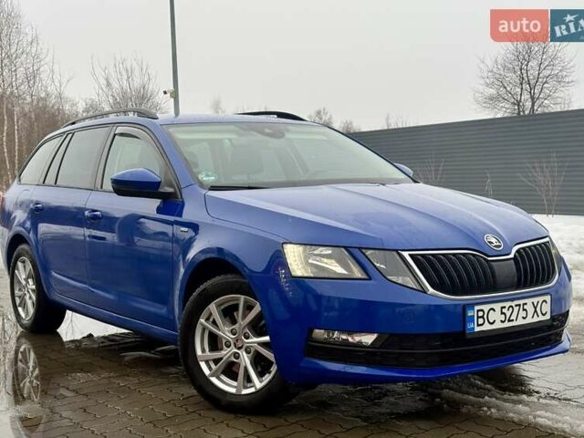 Синій Шкода Октавія, об'ємом двигуна 1.97 л та пробігом 228 тис. км за 14555 $, фото 1 на Automoto.ua