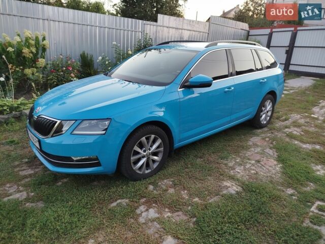 Синий Шкода Октавия, объемом двигателя 1.97 л и пробегом 320 тыс. км за 14500 $, фото 1 на Automoto.ua