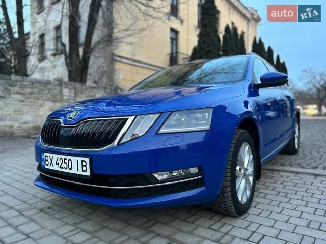 Синій Шкода Октавія, об'ємом двигуна 2 л та пробігом 190 тис. км за 18000 $, фото 1 на Automoto.ua