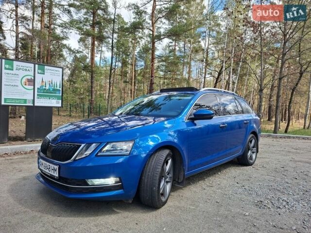 Синий Шкода Октавия, объемом двигателя 2 л и пробегом 258 тыс. км за 16900 $, фото 1 на Automoto.ua
