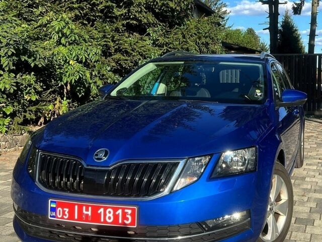 Синий Шкода Октавия, объемом двигателя 1.6 л и пробегом 230 тыс. км за 12900 $, фото 1 на Automoto.ua