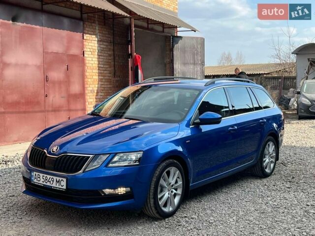 Синий Шкода Октавия, объемом двигателя 1.6 л и пробегом 234 тыс. км за 15400 $, фото 1 на Automoto.ua