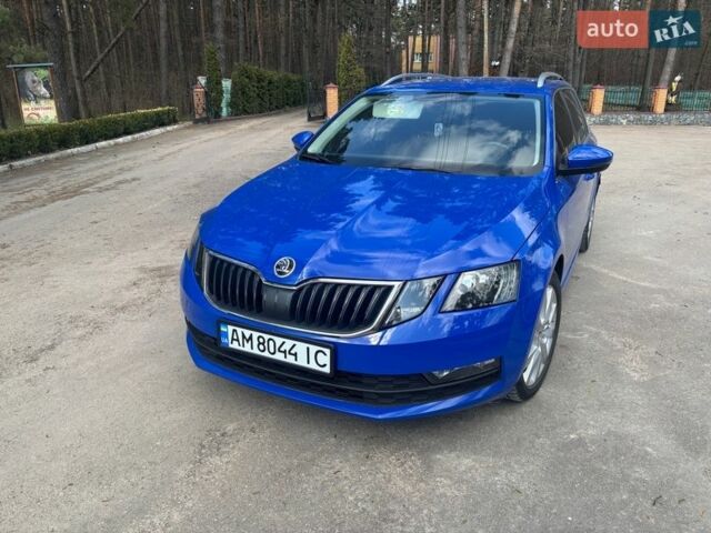 Синий Шкода Октавия, объемом двигателя 1.97 л и пробегом 279 тыс. км за 16500 $, фото 1 на Automoto.ua
