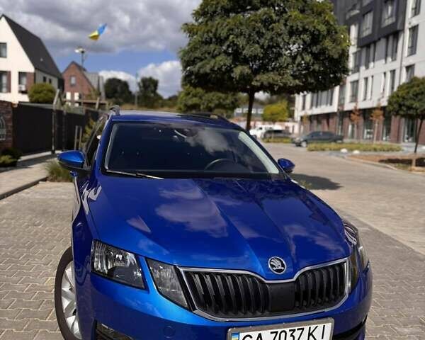 Синій Шкода Октавія, об'ємом двигуна 1.6 л та пробігом 117 тис. км за 15850 $, фото 1 на Automoto.ua