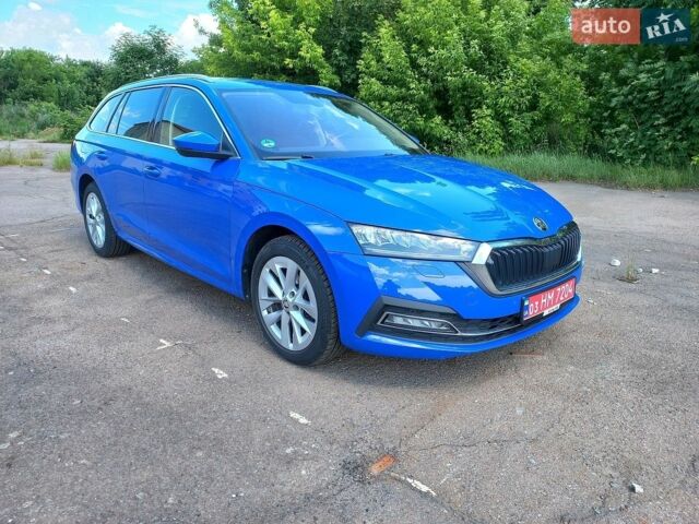 Синий Шкода Октавия, объемом двигателя 1.97 л и пробегом 244 тыс. км за 16800 $, фото 1 на Automoto.ua