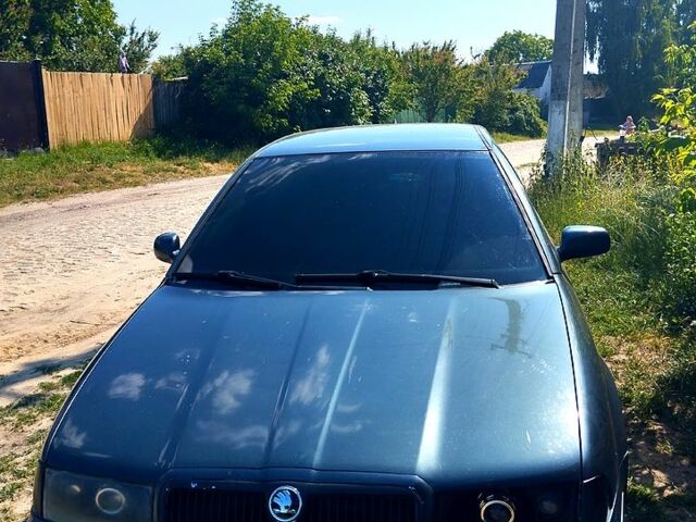Синій Шкода Октавія, об'ємом двигуна 2 л та пробігом 150 тис. км за 1900 $, фото 1 на Automoto.ua