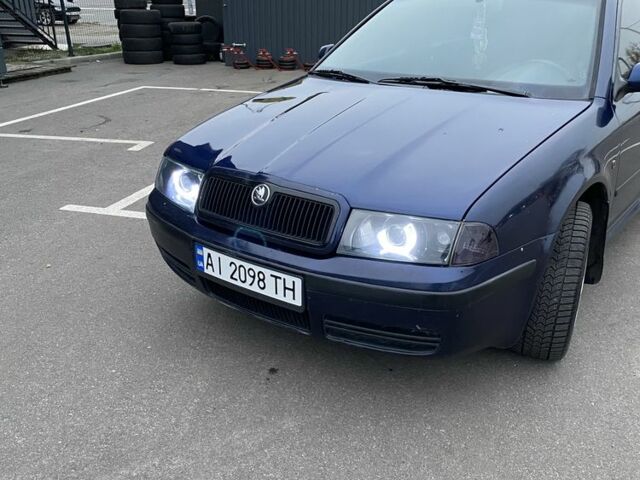 Синий Шкода Октавия, объемом двигателя 1.8 л и пробегом 484 тыс. км за 4200 $, фото 1 на Automoto.ua