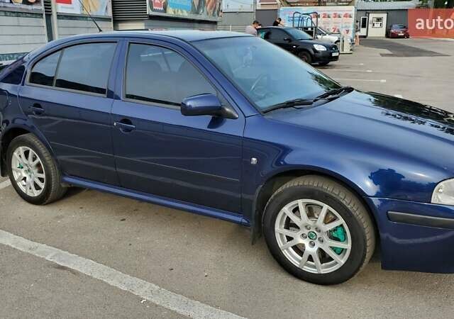 Синий Шкода Октавия, объемом двигателя 1.98 л и пробегом 246 тыс. км за 6200 $, фото 1 на Automoto.ua