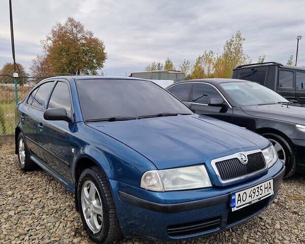 Синий Шкода Октавия, объемом двигателя 1.9 л и пробегом 300 тыс. км за 4200 $, фото 1 на Automoto.ua