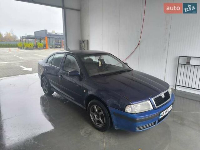 Синий Шкода Октавия, объемом двигателя 1.98 л и пробегом 270 тыс. км за 2400 $, фото 1 на Automoto.ua