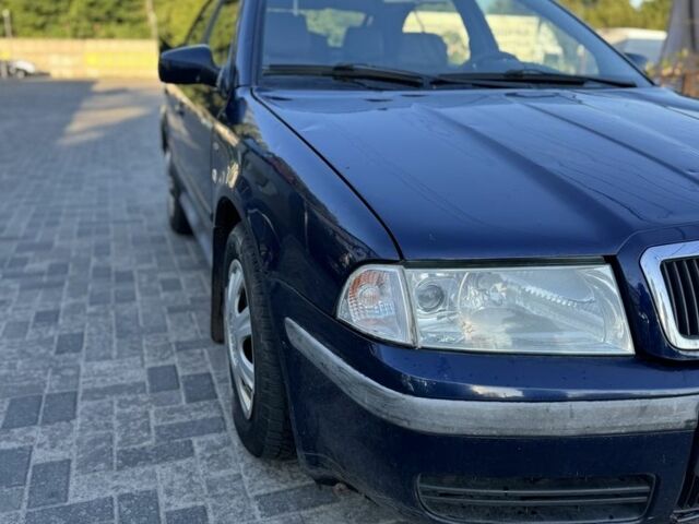Синий Шкода Октавия, объемом двигателя 0 л и пробегом 2 тыс. км за 1600 $, фото 1 на Automoto.ua