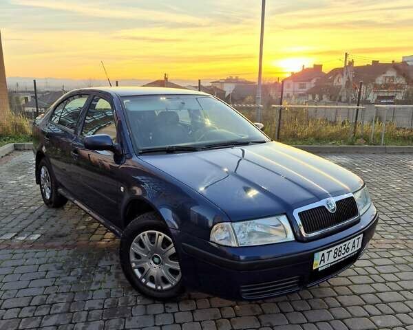 Синій Шкода Октавія, об'ємом двигуна 1.6 л та пробігом 236 тис. км за 4500 $, фото 1 на Automoto.ua