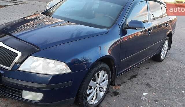 Синій Шкода Октавія, об'ємом двигуна 1.6 л та пробігом 290 тис. км за 6000 $, фото 1 на Automoto.ua