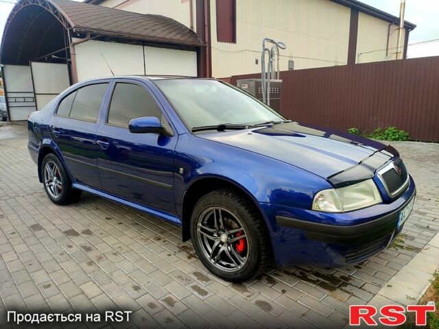 Синий Шкода Октавия, объемом двигателя 1.6 л и пробегом 290 тыс. км за 5700 $, фото 1 на Automoto.ua