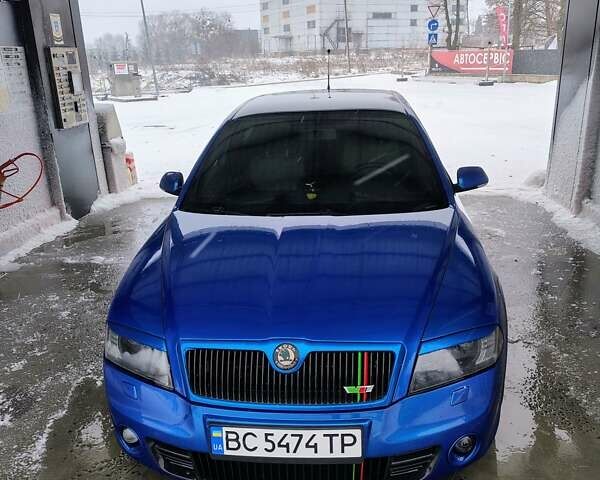 Синий Шкода Октавия, объемом двигателя 2 л и пробегом 233 тыс. км за 6500 $, фото 1 на Automoto.ua