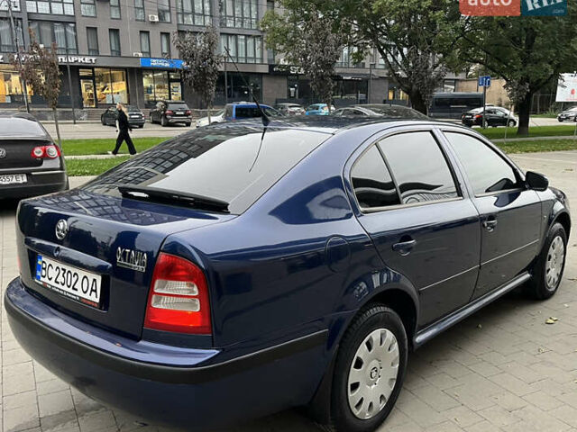 Синий Шкода Октавия, объемом двигателя 1.6 л и пробегом 253 тыс. км за 5600 $, фото 1 на Automoto.ua