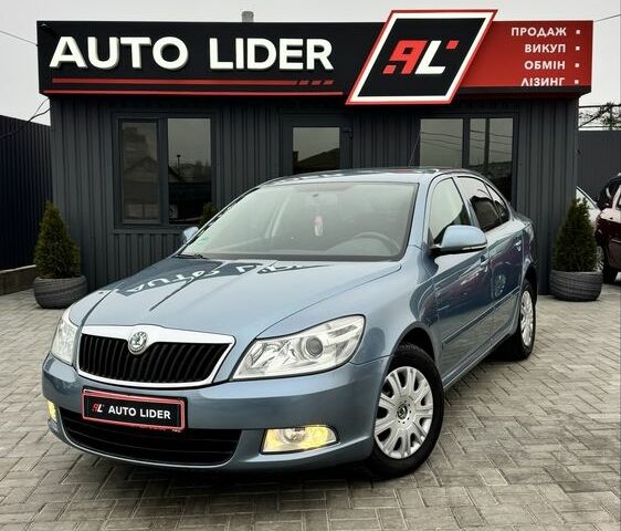 Синий Шкода Октавия, объемом двигателя 1.4 л и пробегом 160 тыс. км за 7400 $, фото 1 на Automoto.ua