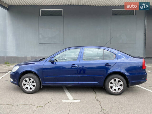 Синий Шкода Октавия, объемом двигателя 1.8 л и пробегом 85 тыс. км за 8900 $, фото 1 на Automoto.ua