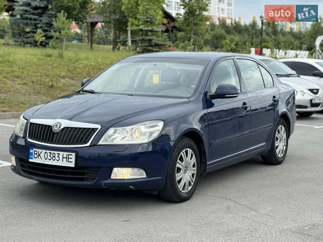 Синий Шкода Октавия, объемом двигателя 1.6 л и пробегом 314 тыс. км за 6500 $, фото 1 на Automoto.ua