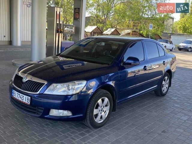 Синій Шкода Октавія, об'ємом двигуна 1.6 л та пробігом 242 тис. км за 8400 $, фото 1 на Automoto.ua