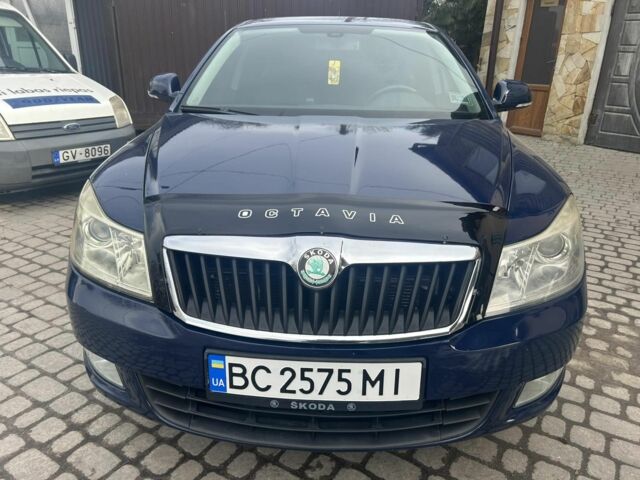 Синій Шкода Октавія, об'ємом двигуна 1.6 л та пробігом 318 тис. км за 6500 $, фото 1 на Automoto.ua