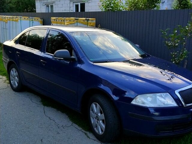 Синий Шкода Октавия, объемом двигателя 1.6 л и пробегом 204 тыс. км за 7100 $, фото 1 на Automoto.ua