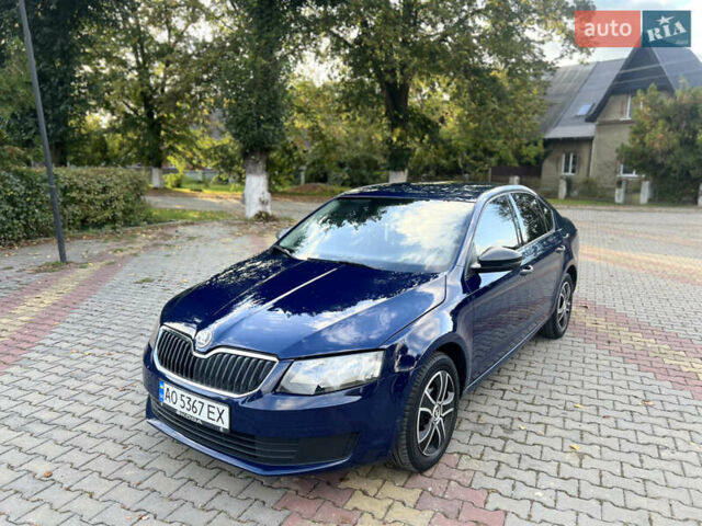 Синий Шкода Октавия, объемом двигателя 1.6 л и пробегом 262 тыс. км за 7999 $, фото 1 на Automoto.ua