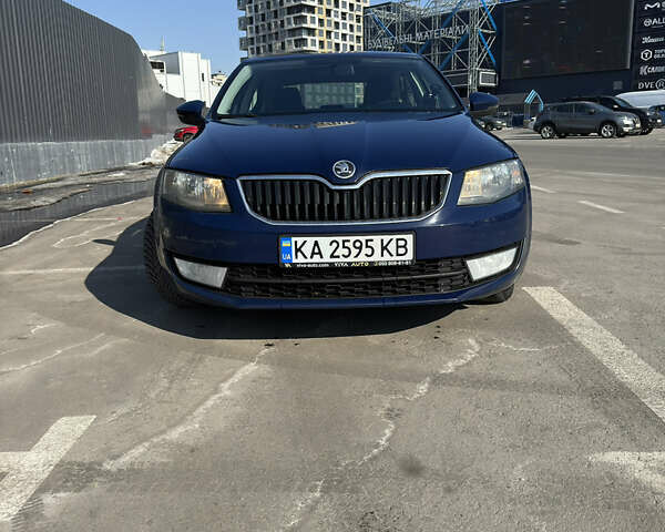 Синій Шкода Октавія, об'ємом двигуна 1.6 л та пробігом 244 тис. км за 8700 $, фото 1 на Automoto.ua