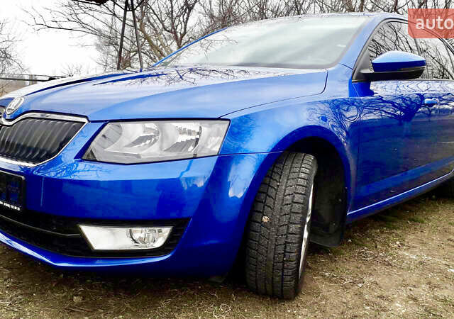 Синий Шкода Октавия, объемом двигателя 1.4 л и пробегом 118 тыс. км за 13999 $, фото 1 на Automoto.ua