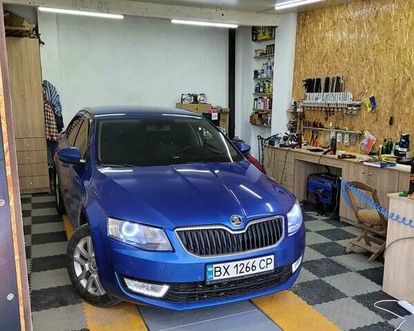 Синий Шкода Октавия, объемом двигателя 1.4 л и пробегом 215 тыс. км за 13500 $, фото 1 на Automoto.ua