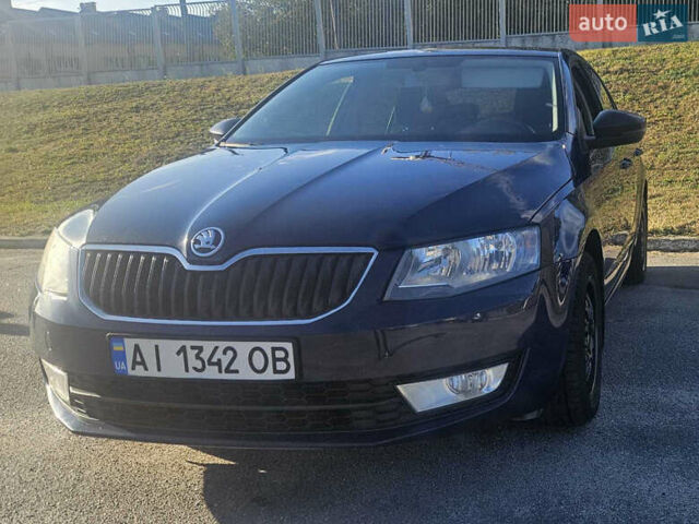 Синий Шкода Октавия, объемом двигателя 1.2 л и пробегом 258 тыс. км за 7999 $, фото 1 на Automoto.ua
