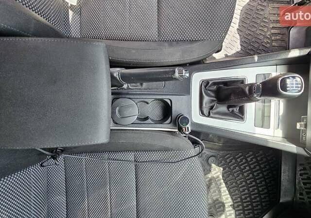 Синій Шкода Октавія, об'ємом двигуна 1.8 л та пробігом 126 тис. км за 11500 $, фото 1 на Automoto.ua