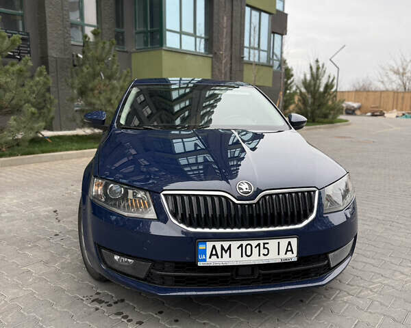 Синий Шкода Октавия, объемом двигателя 1.97 л и пробегом 228 тыс. км за 13200 $, фото 1 на Automoto.ua