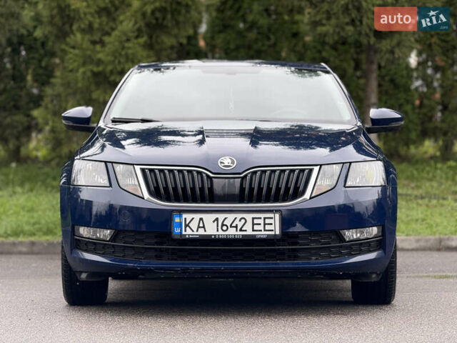 Синий Шкода Октавия, объемом двигателя 1.4 л и пробегом 184 тыс. км за 11899 $, фото 1 на Automoto.ua