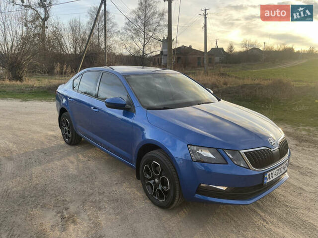 Синій Шкода Октавія, об'ємом двигуна 1.6 л та пробігом 199 тис. км за 13350 $, фото 1 на Automoto.ua