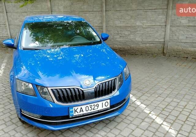 Синій Шкода Октавія, об'ємом двигуна 1.4 л та пробігом 120 тис. км за 14600 $, фото 1 на Automoto.ua