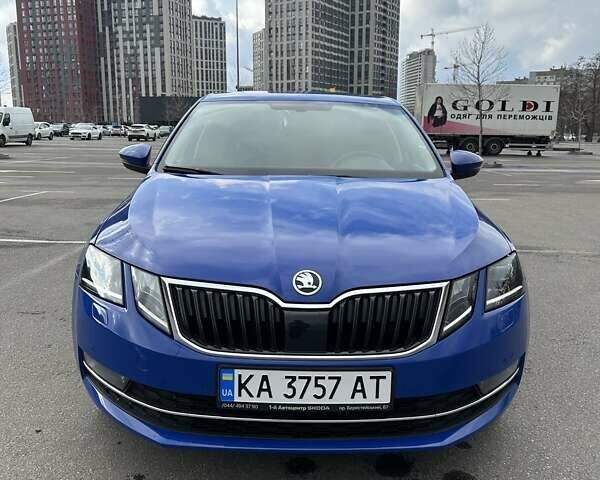 Синий Шкода Октавия, объемом двигателя 1.4 л и пробегом 203 тыс. км за 18500 $, фото 1 на Automoto.ua