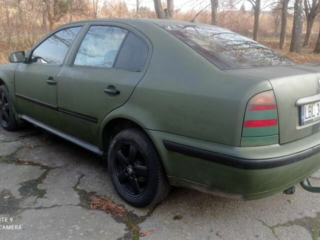 Зеленый Шкода Октавия, объемом двигателя 1.9 л и пробегом 200 тыс. км за 1500 $, фото 1 на Automoto.ua