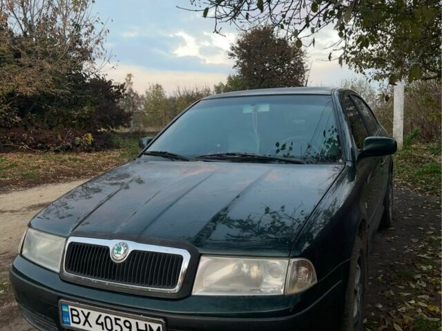 Зеленый Шкода Октавия, объемом двигателя 1.8 л и пробегом 325 тыс. км за 4200 $, фото 1 на Automoto.ua