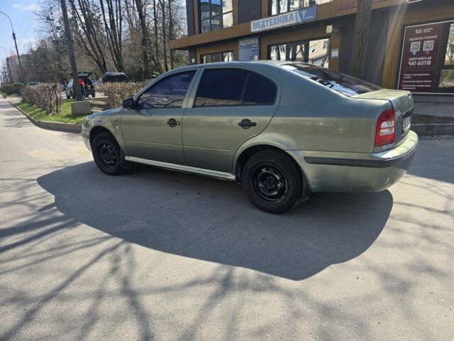 Зеленый Шкода Октавия, объемом двигателя 0 л и пробегом 201 тыс. км за 3700 $, фото 1 на Automoto.ua